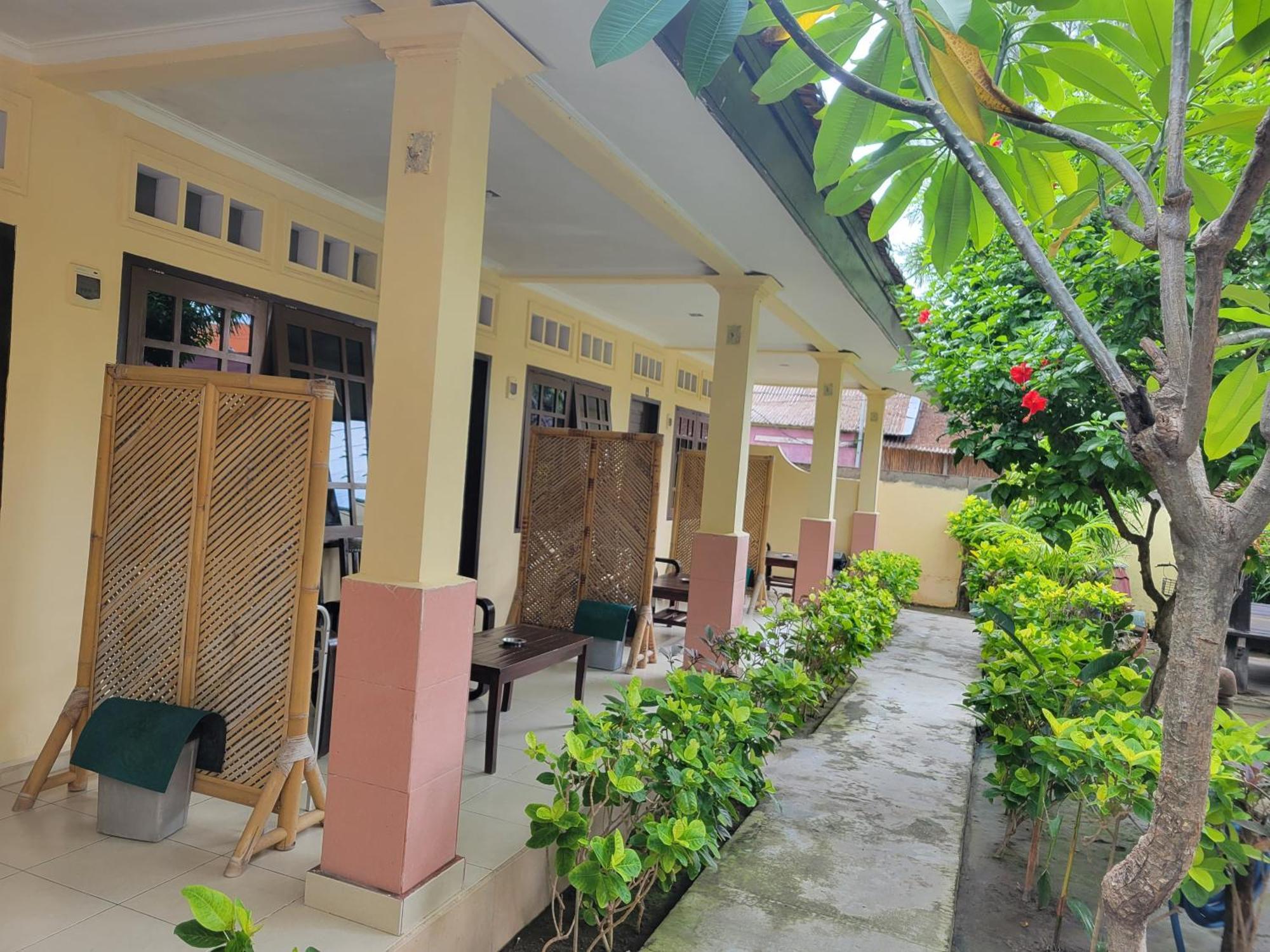 Koi Gili Guest House Gili Trawangan Luaran gambar